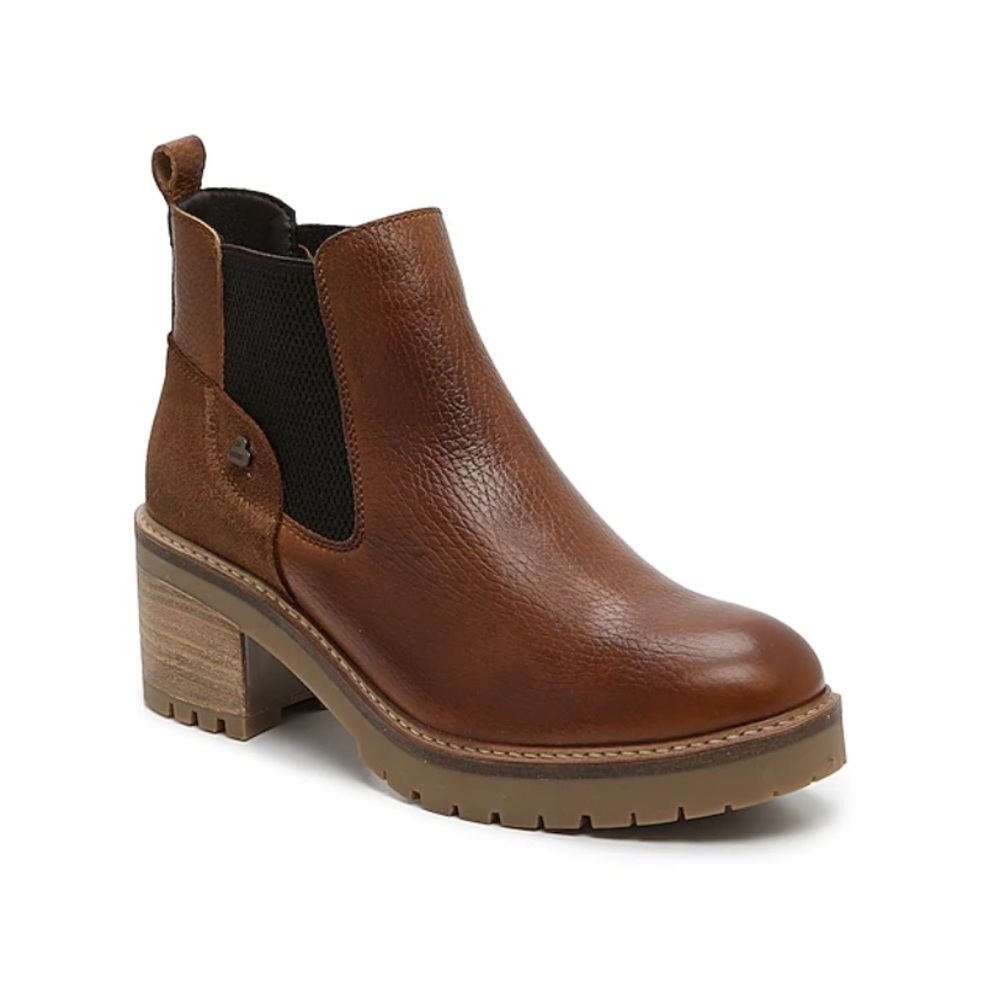 Brown leather Bulboxer boots